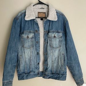 The original Arizona Jean company Jean jacket size small